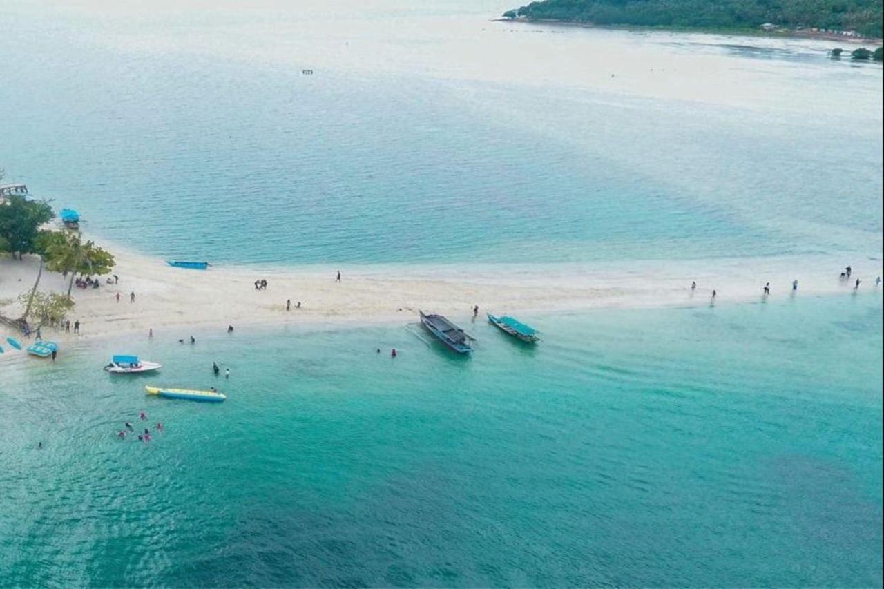 Pulau Mahitam Resort & Cottage By Hotelku Menango Extérieur photo